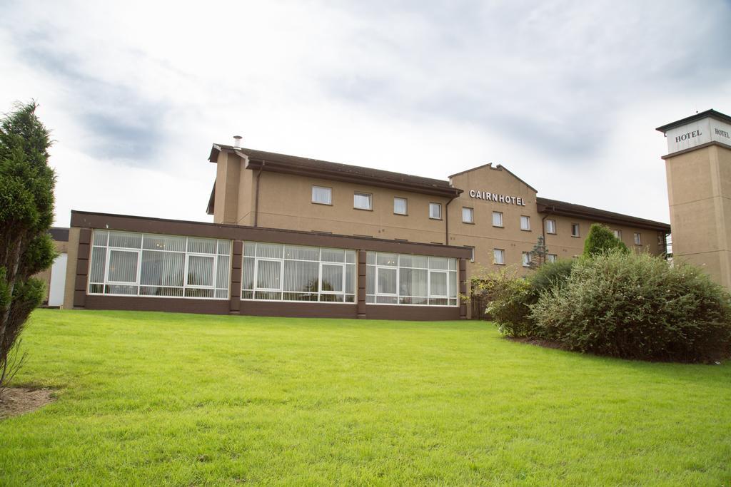 Cairn Hotel Батгейт Екстериор снимка