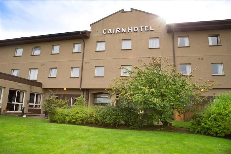 Cairn Hotel Батгейт Екстериор снимка